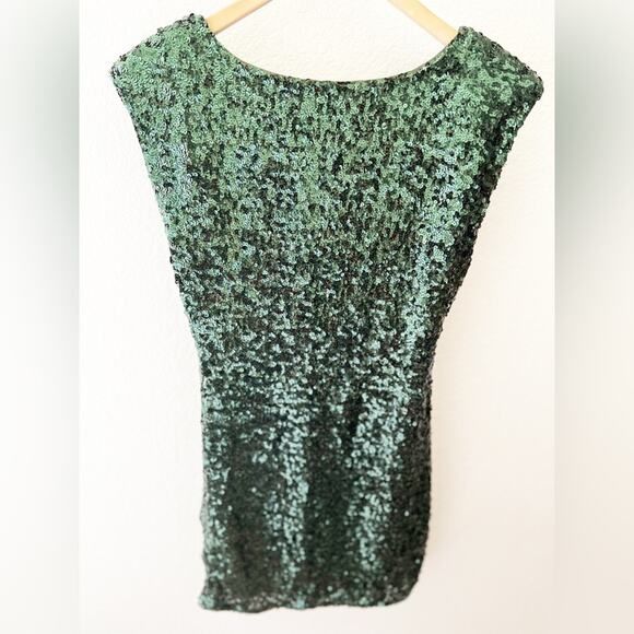 Alice and Olivia Green Sequin Short Sleeve Mini Dress Size S - Picture 2 of 10